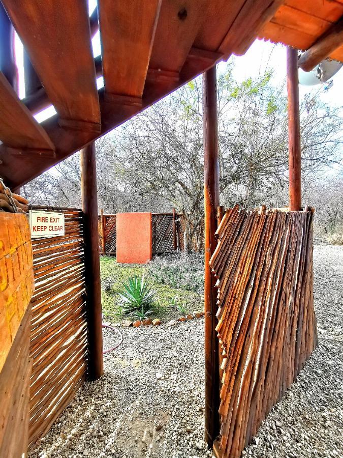 John And Noleen'S Place Marloth Park Exterior photo